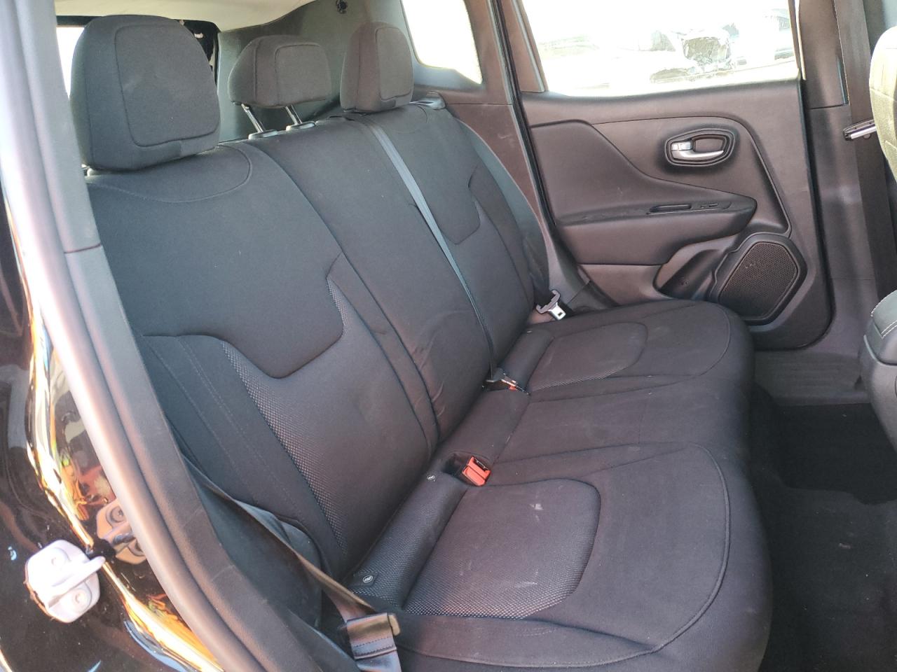 2023 JEEP RENEGADE LATITUDE VIN:ZACNJDB18PPP12287