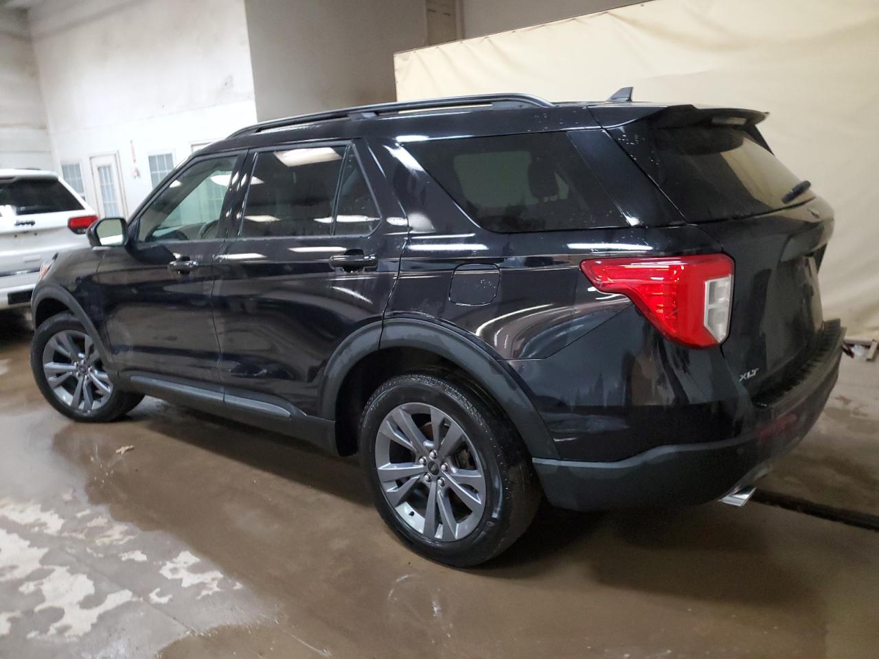 2022 FORD EXPLORER XLT VIN:1FMSK8DH1NGB97353