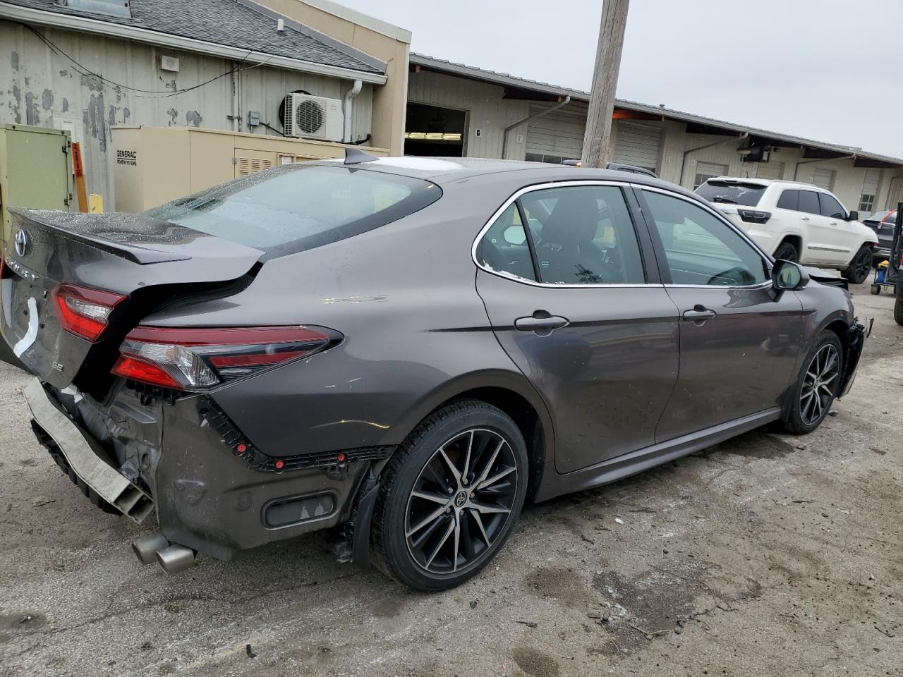 2022 TOYOTA CAMRY SE VIN:4T1G11AK9NU681403