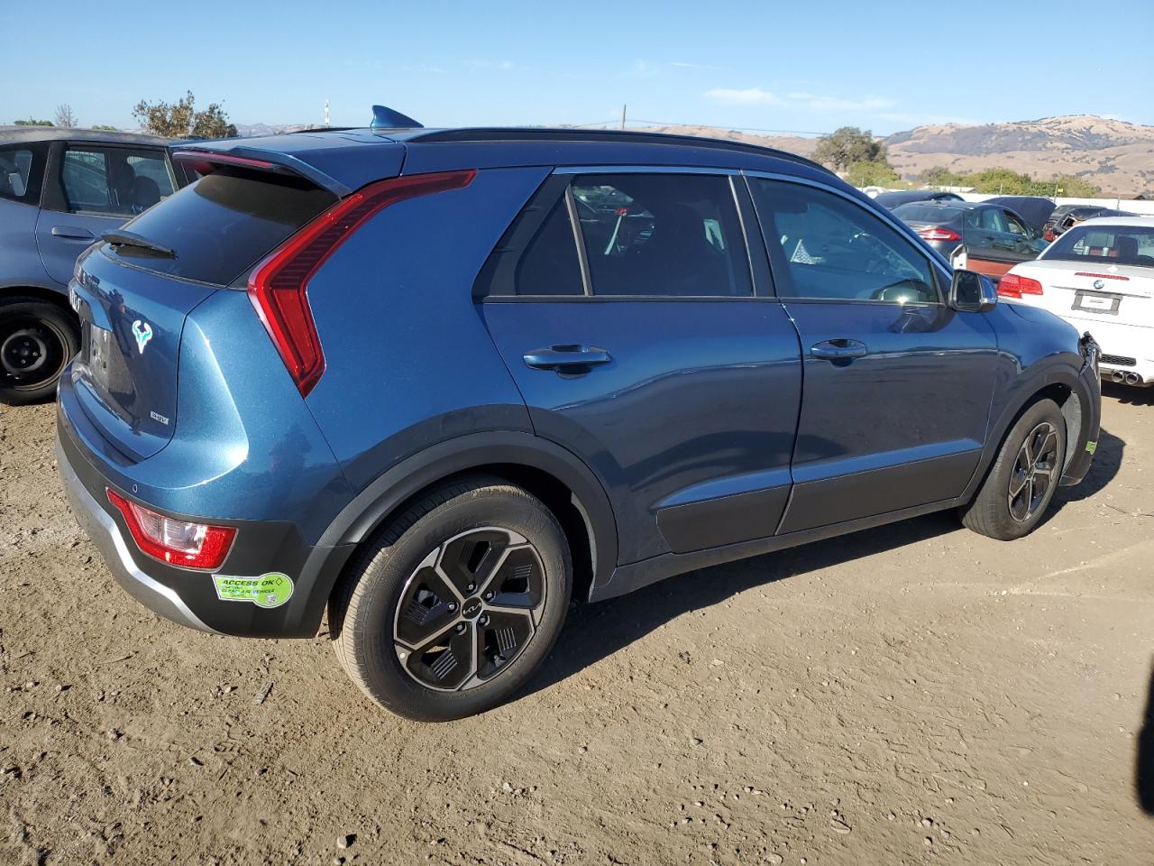 2023 KIA NIRO EX VIN:KNDCS3LF0P5052332