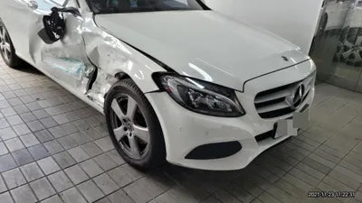2018 Mercedes-Benz C 200 WDDWF4CB5JF651206 VIN:WDDWF4CB5JF651206