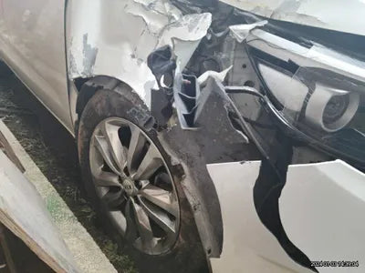 2016 Kia Carnival KNAMC81ABGS086147 VIN:KNAMC81ABGS086147