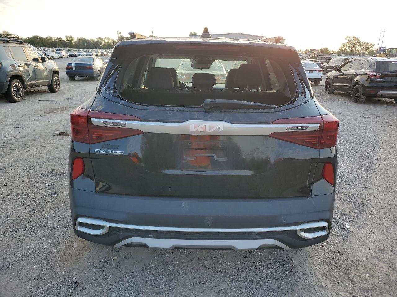 2022 KIA SELTOS EX VIN:KNDERCAA2N7266414