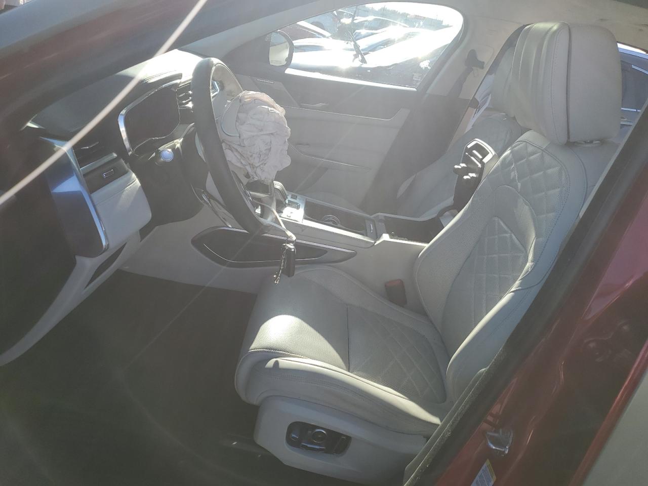 2023 JAGUAR F-PACE S VIN:SADCJ2EX2PA705032