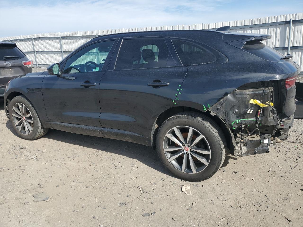 2022 JAGUAR F-PACE S VIN:SADCJ2EX4NA702078