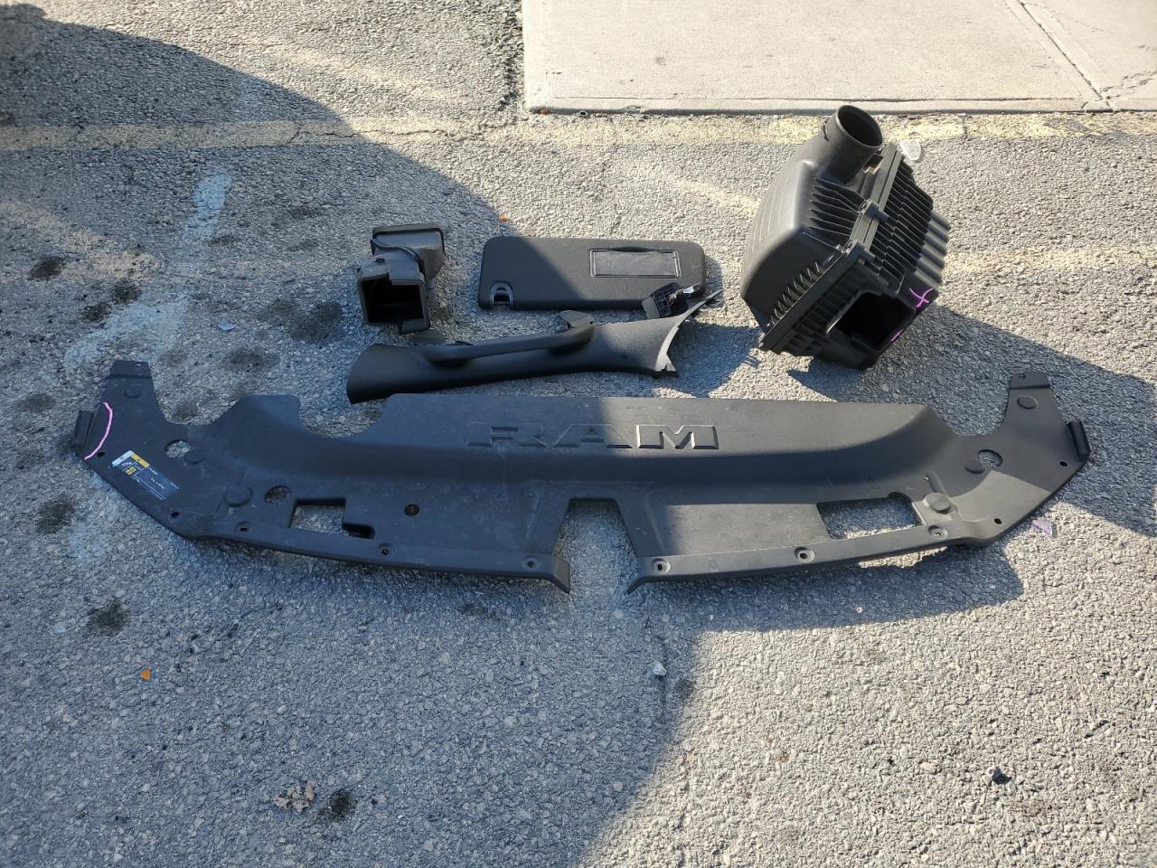 2022 RAM 1500 BIG HORN/LONE STAR VIN:1C6RREFT6NN124870