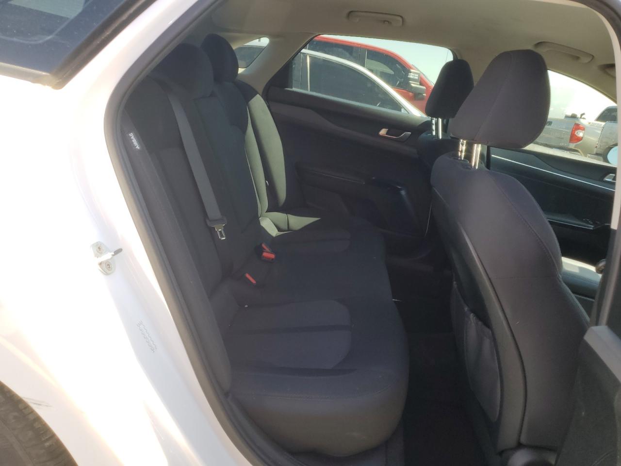 2022 KIA K5 LXS VIN:5XXG14J29NG150682
