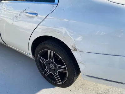 2017 Mercedes-Benz E 220 VIN: