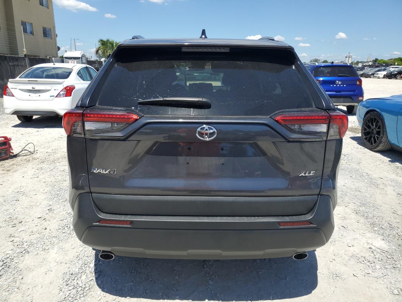 2022 TOYOTA RAV4 XLE VIN:2T3W1RFV3NW215714