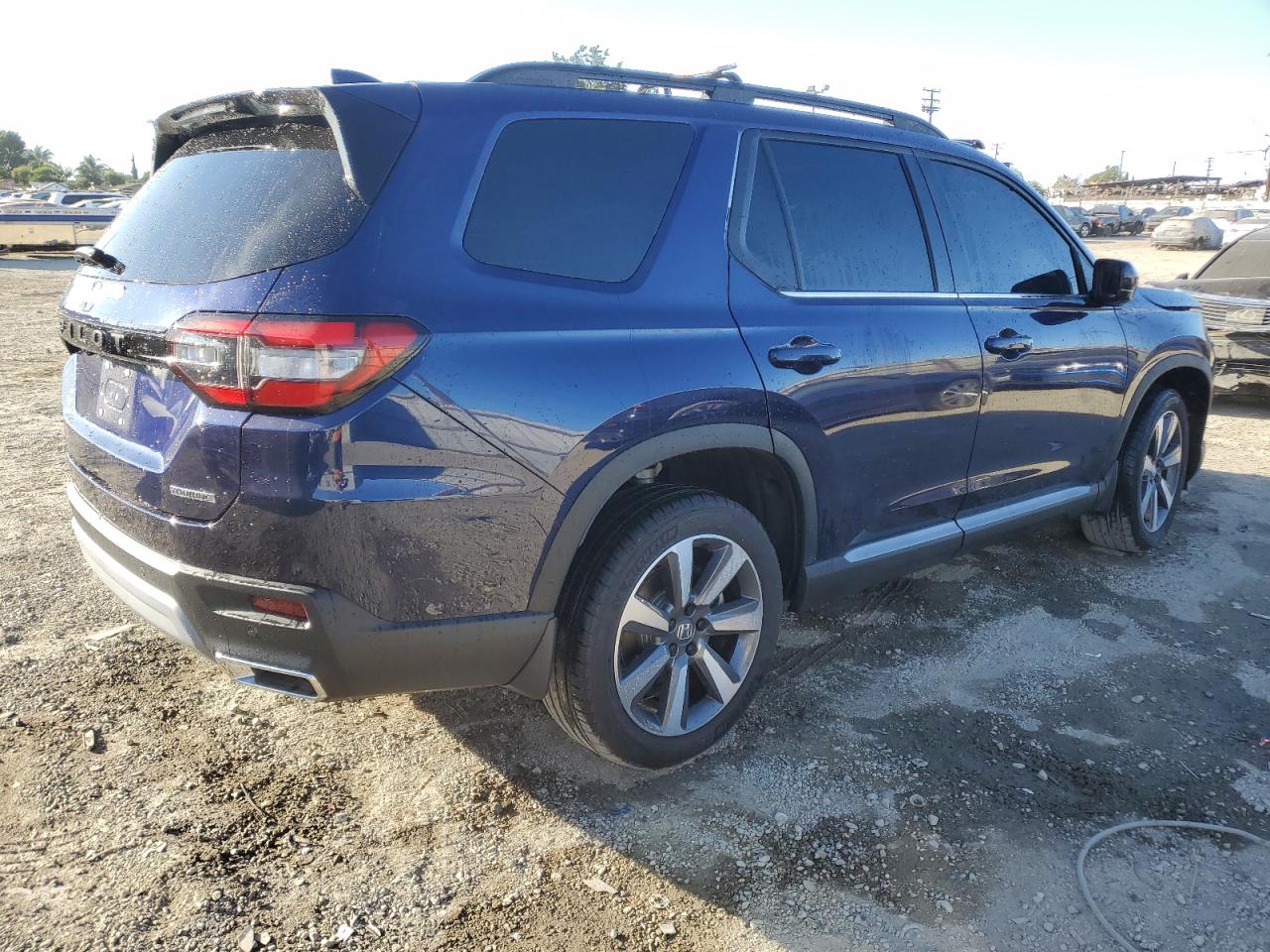 2024 HONDA PILOT TOURING VIN:5FNYG2H76RB006511