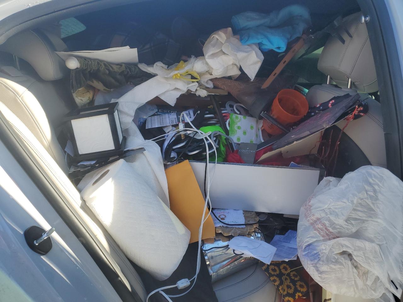 2022 GENESIS G70 BASE VIN:KMTG34TA9NU098058