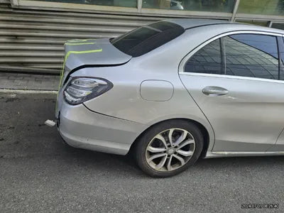 2015 Mercedes-Benz C 220 VIN: