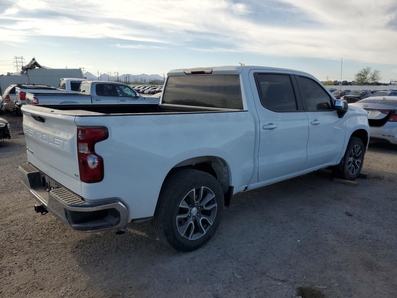 2022 CHEVROLET SILVERADO K1500 LT-L VIN:1GCPDKEK7NZ562795