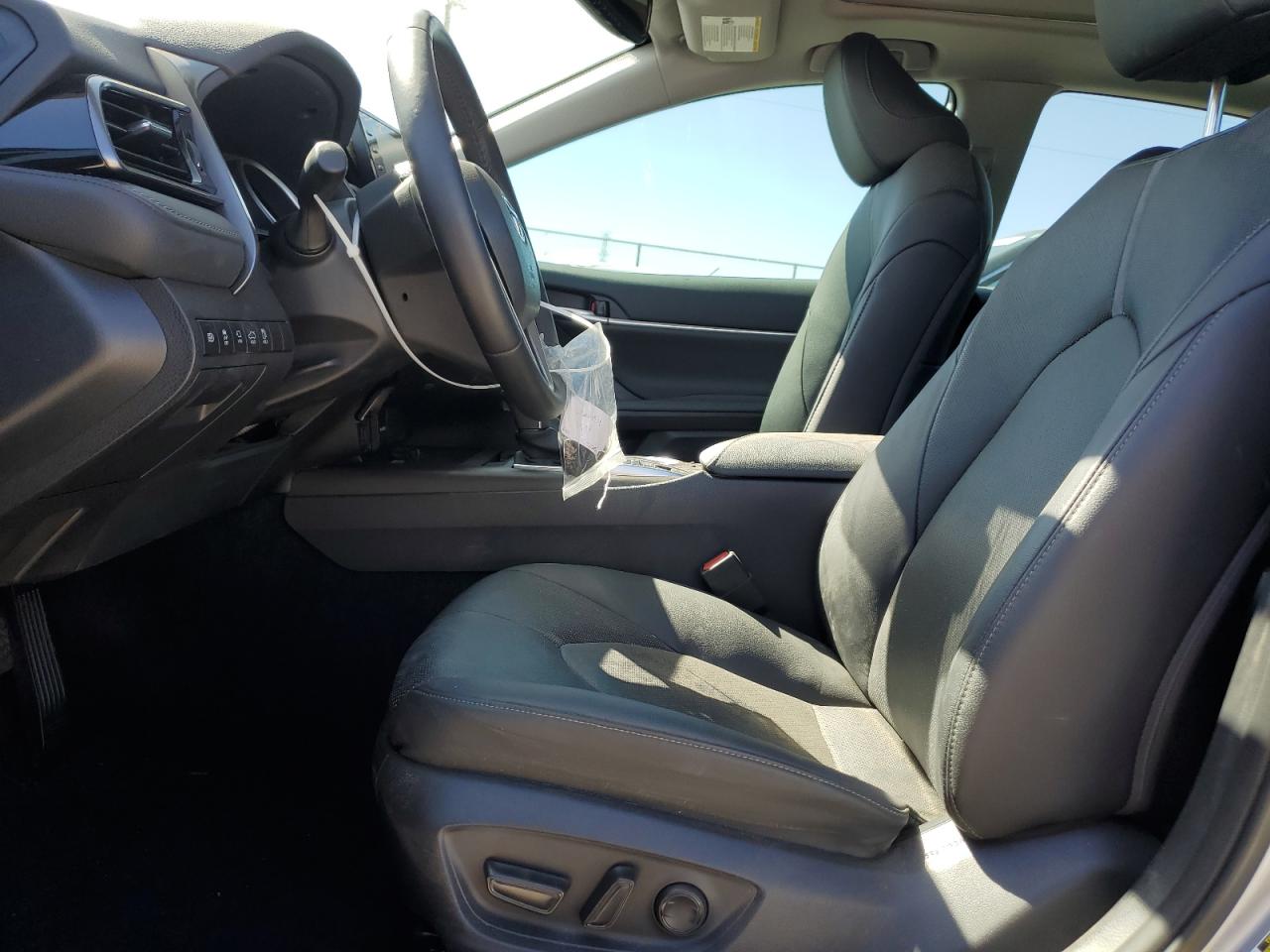 2022 TOYOTA CAMRY XLE VIN:4T1FZ1AK1NU063805