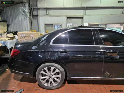 2019 Mercedes-Benz E 300 WDDZF4JBXKA641348 VIN:WDDZF4JBXKA641348