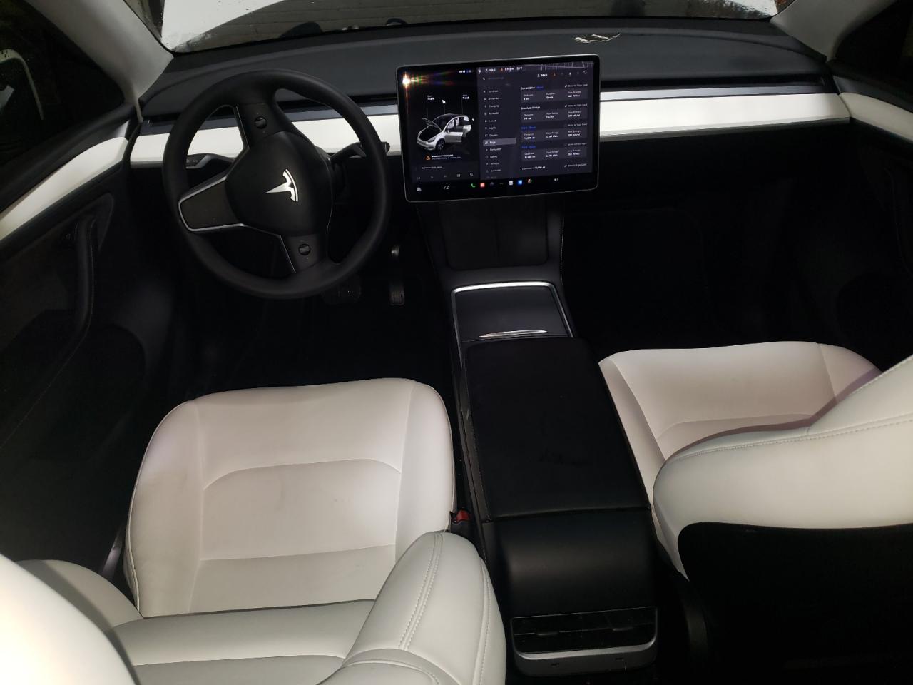 2024 TESLA MODEL Y  VIN:7SAYGDEE8RA278363