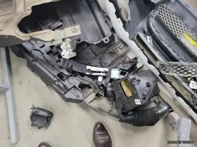 2016 Jaguar XJ SAJAA2298GNV92710 VIN:SAJAA2298GNV92710