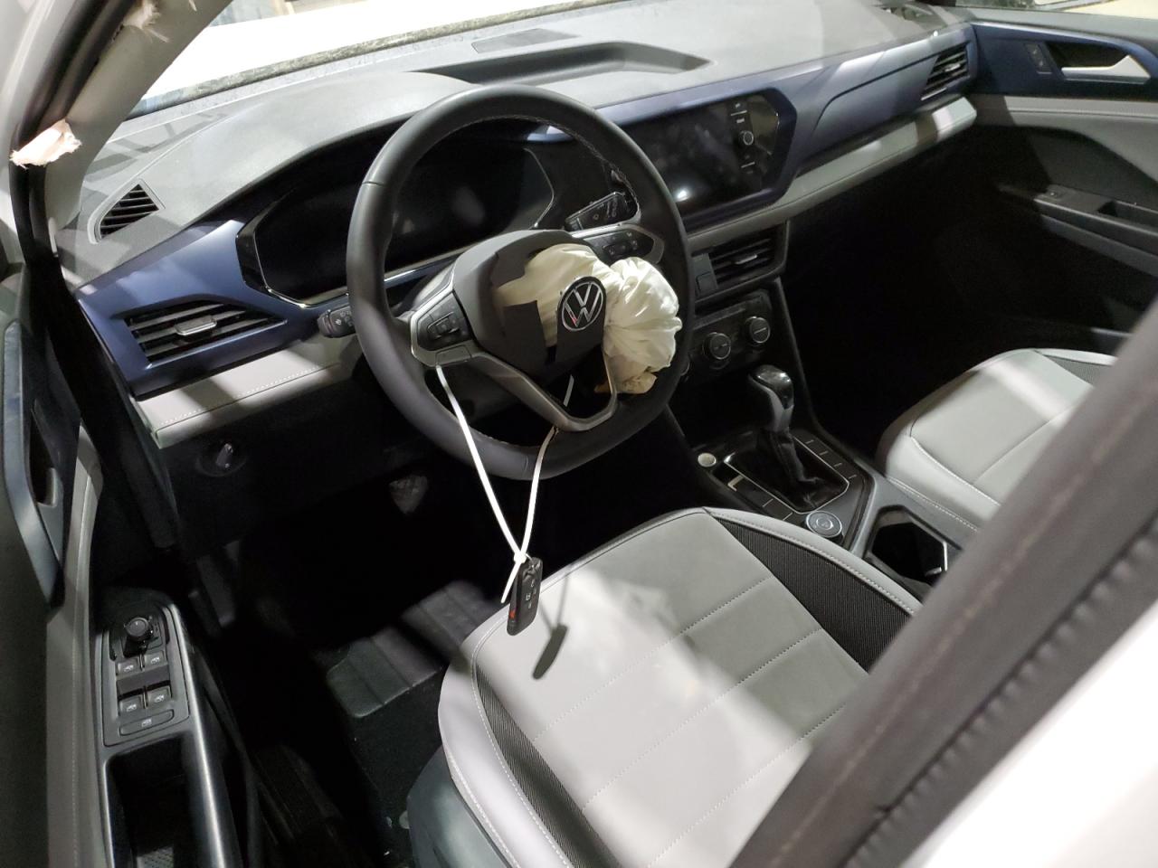 2024 VOLKSWAGEN TAOS SE VIN:3VVUX7B28RM067140
