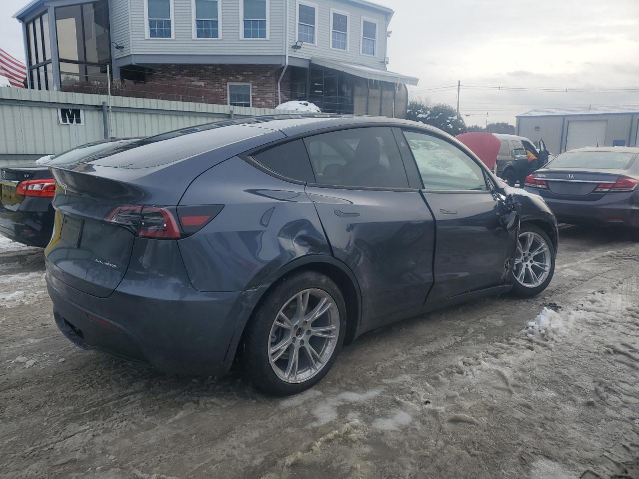 2023 TESLA MODEL Y  VIN:7SAYGAEE9PF970680