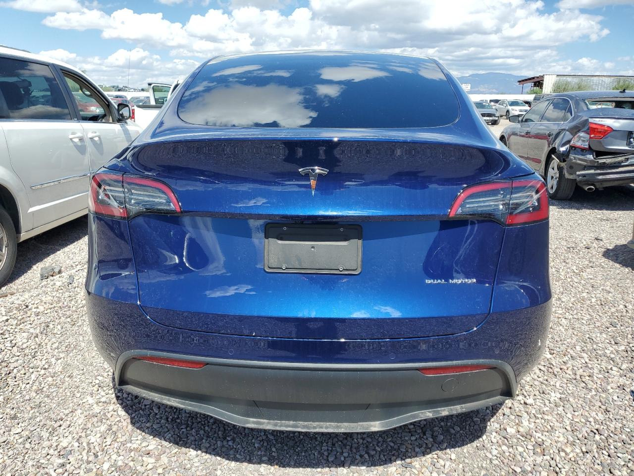 2022 TESLA MODEL Y  VIN:7SAYGDEE9NA015762