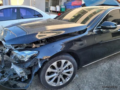 2017 Mercedes-Benz E 220 VIN: