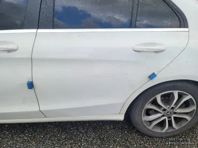 2017 Mercedes-Benz C 200 WDDWF4CB1HF584713 VIN:WDDWF4CB1HF584713