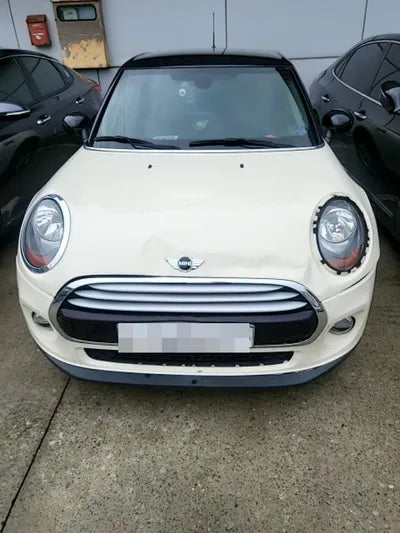 2014 MINI Cooper VIN: