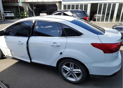 2016 Ford Focus WF04XXGCCGFU29323 VIN:WF04XXGCCGFU29323