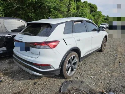 2023 Audi e-tron VIN: