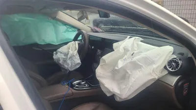 2016 Mercedes-Benz E 200 WDDZF4CB8HA120019 VIN:WDDZF4CB8HA120019