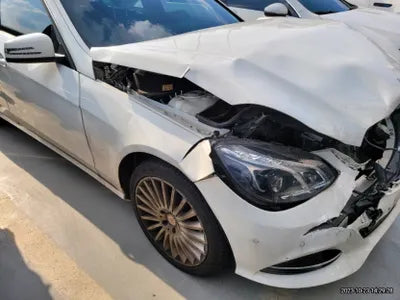 2016 Mercedes-Benz E 300 WDDHF5FB9GB305752 VIN:WDDHF5FB9GB305752