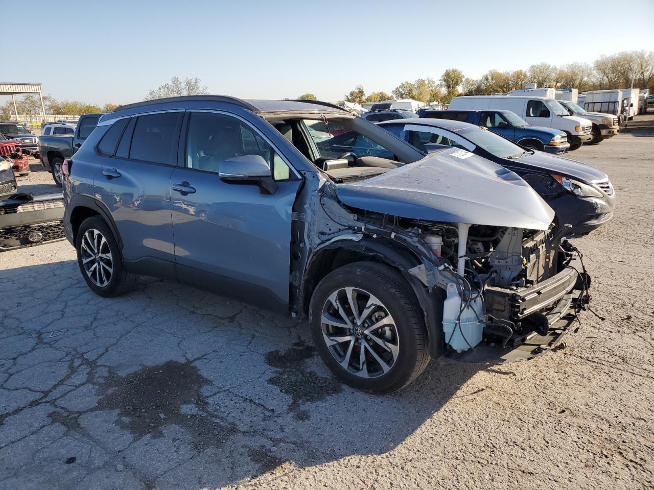 2022 TOYOTA COROLLA CROSS XLE VIN:7MUDAABG4NV039585