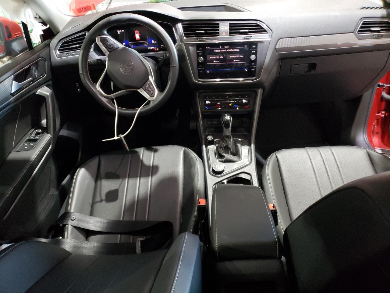 2023 VOLKSWAGEN TIGUAN SE VIN:3VV2B7AX2PM084189