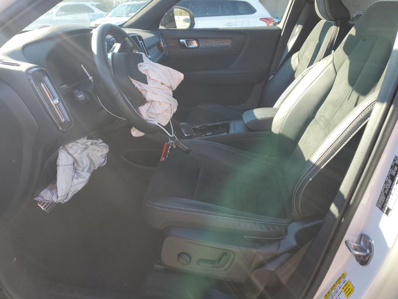 2022 VOLVO XC40 P8 RECHARGE ULTIMATE VIN:YV4ED3UB9N2708411