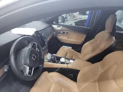 2018 Volvo XC90 VIN: