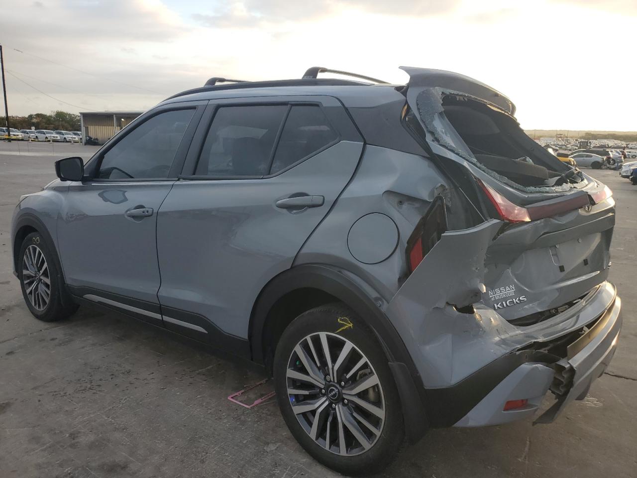 2023 NISSAN KICKS SR VIN:3N1CP5DV4PL510430