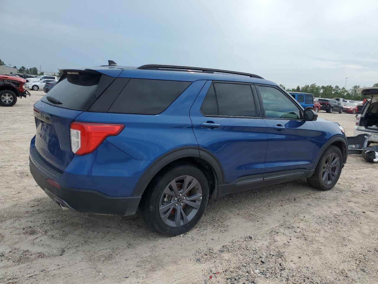 2022 FORD EXPLORER XLT VIN:1FMSK7DH2NGB01370