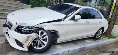 2018 Mercedes-Benz C 220 VIN: