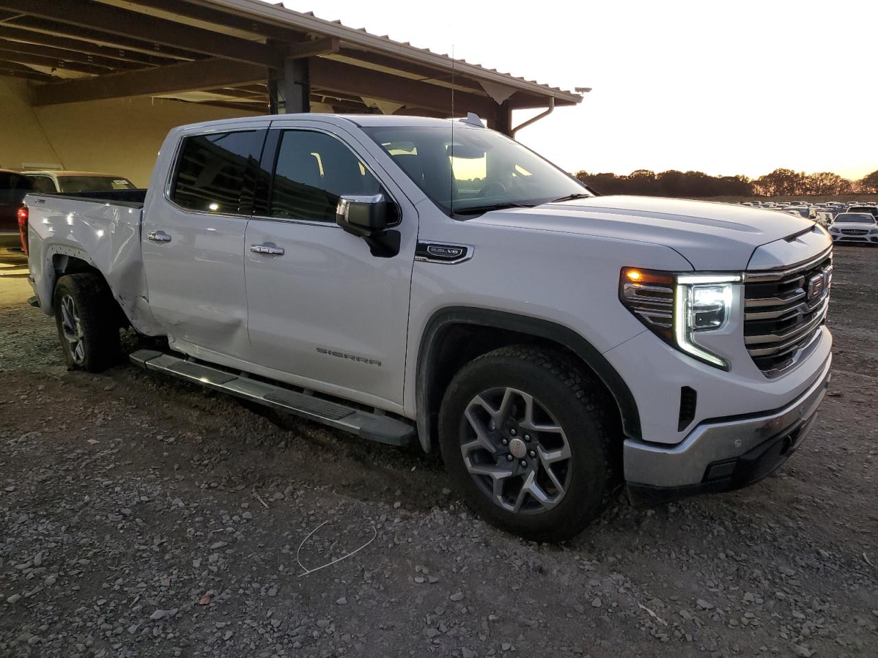 2024 GMC SIERRA K1500 SLT VIN:3GTUUDED6RG419181