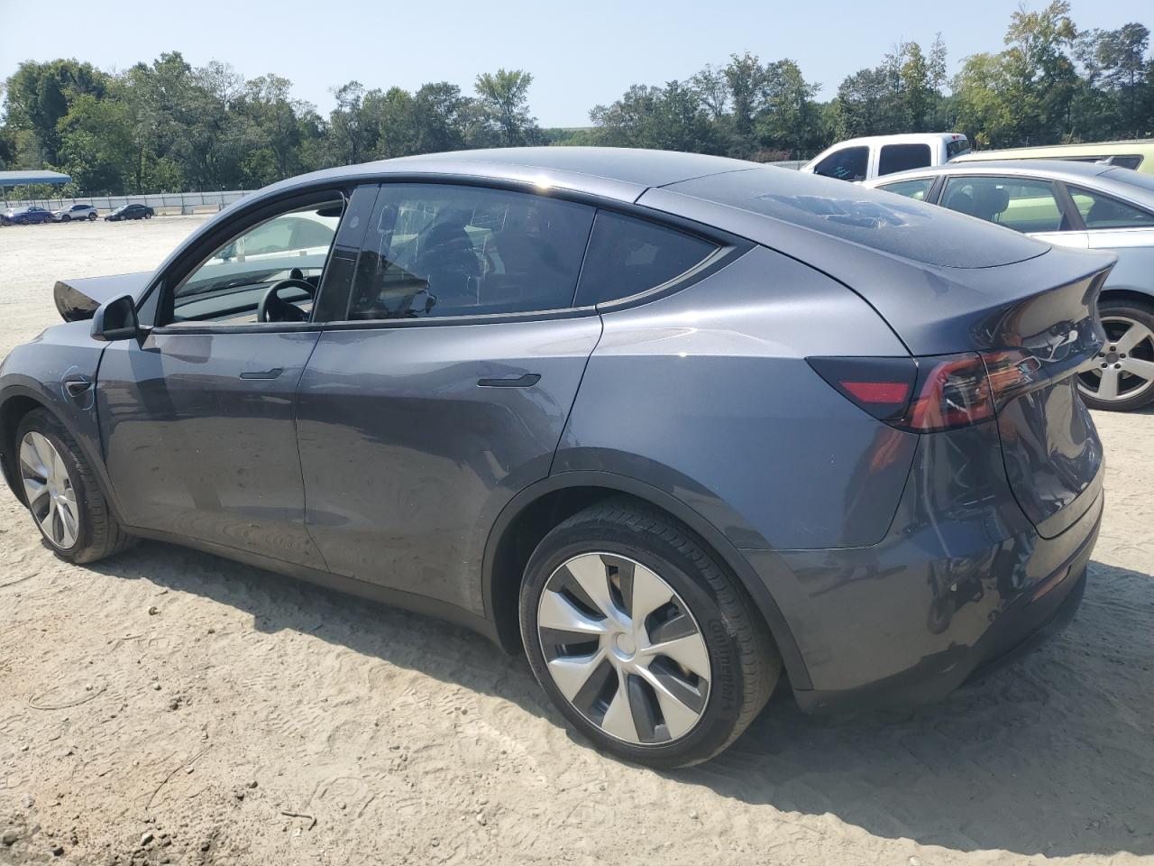 2023 TESLA MODEL Y  VIN:7SAYGDEEXPF880570