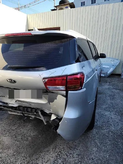 2015 Kia Carnival VIN: