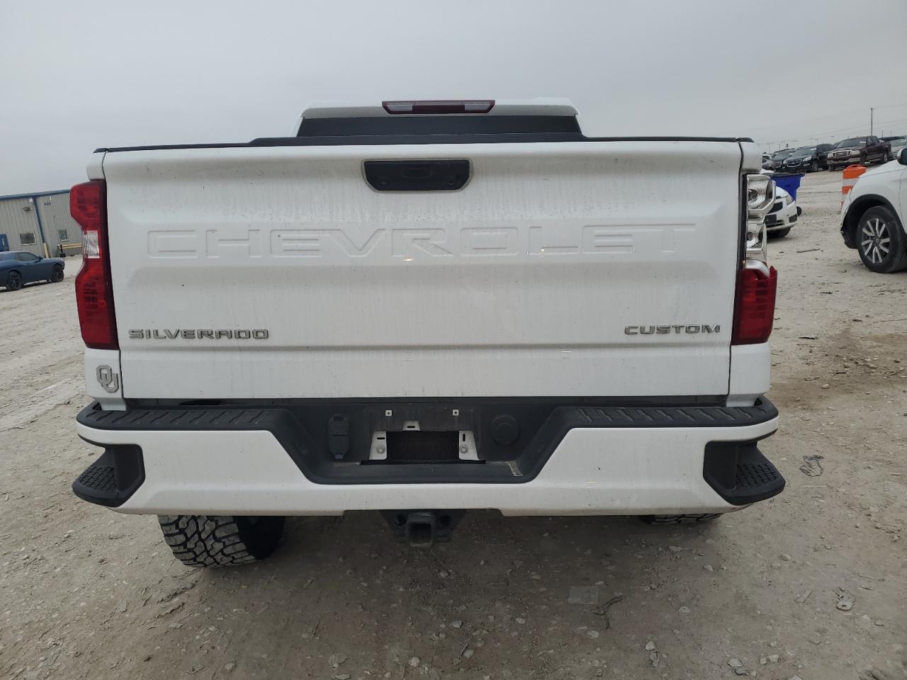 2022 CHEVROLET SILVERADO K1500 CUSTOM VIN:1GCPDBEK5NZ528208