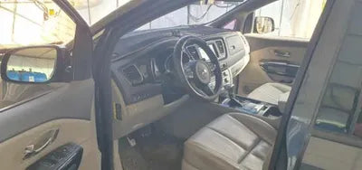 2017 Kia Carnival KNAME81ABJS372982 VIN:KNAME81ABJS372982