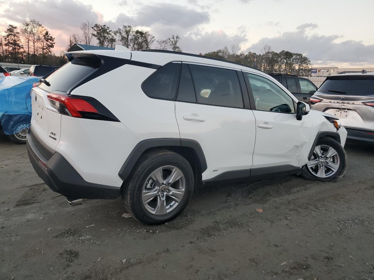 2023 TOYOTA RAV4 XLE VIN:4T3RWRFV2PU102404