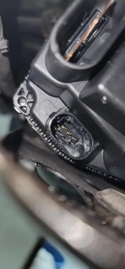 2015 Mercedes-Benz E 250 VIN: