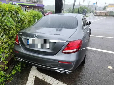 2020 Mercedes-Benz E 300 VIN: