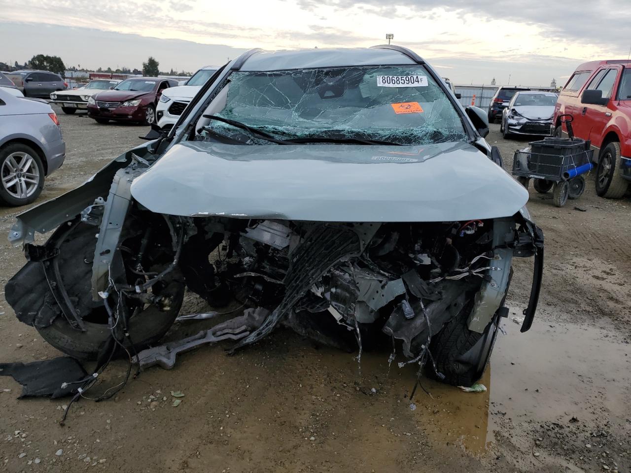 2022 TOYOTA RAV4 XLE VIN:2T3W1RFV2NW190126