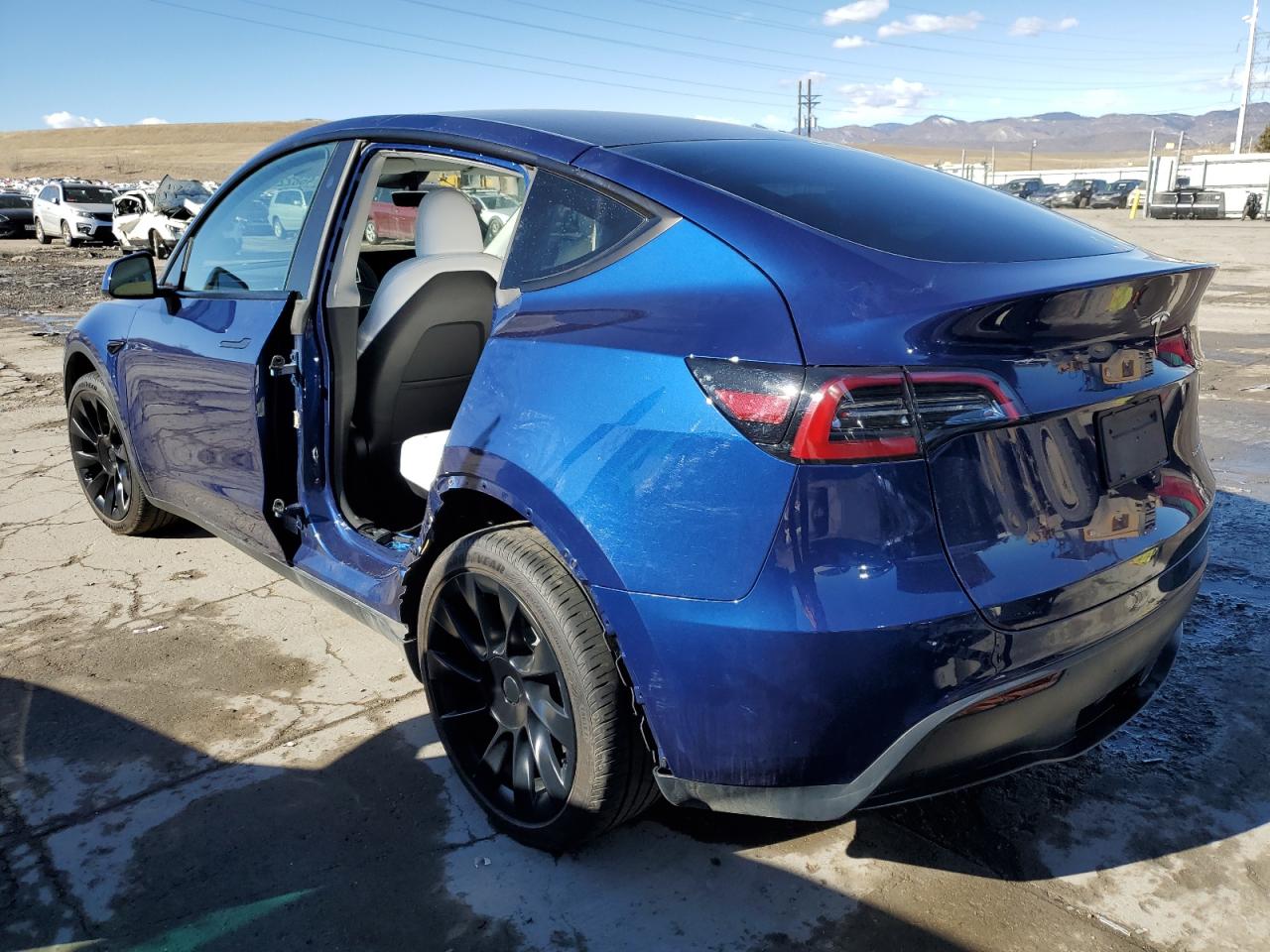 2023 TESLA MODEL Y  VIN:7SAYGDEE2PF872902