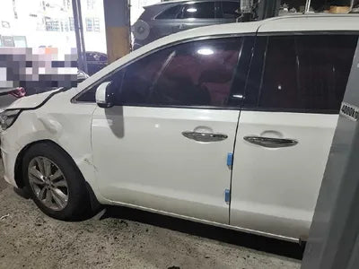 2016 Kia Carnival VIN: