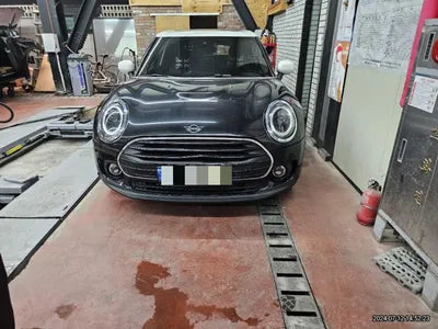 2022 MINI Clubman VIN: